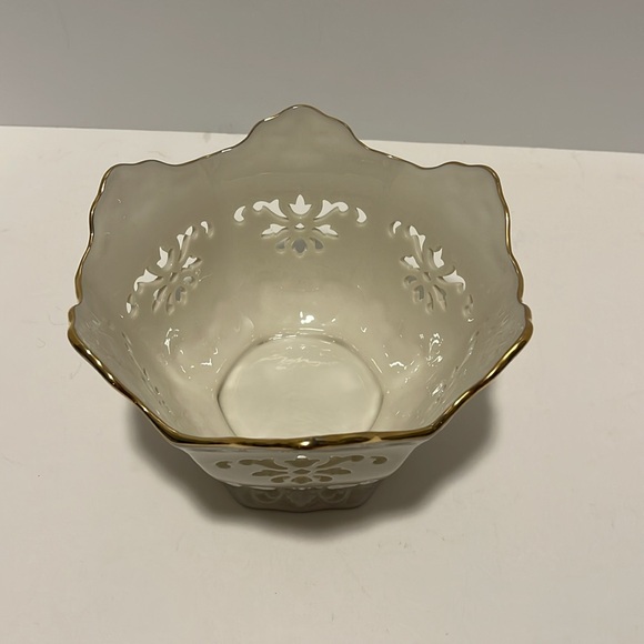 Lenox Special Langtry Pierced 7” Serving Bowl 6 Sided Candy Dish Gold Trim USA - Picture 3 of 8
